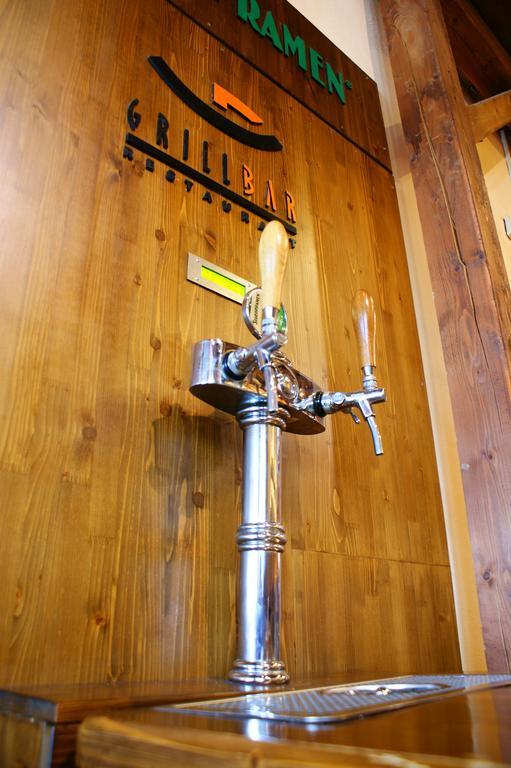 Grillbar Penzion & Restaurant Spišská Nová Ves 외부 사진